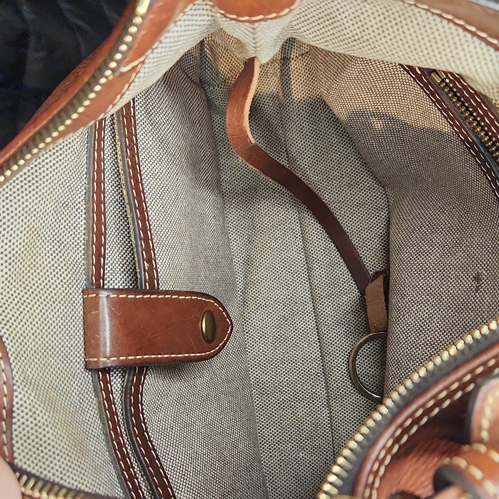 💎Host Pick 💎 Dooney & Bourke Florentine Small Lucy - Picture 9 of 15
